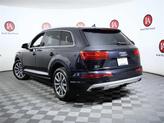 Thumbnail of 2019 Orca Black Metallic Audi Q7
