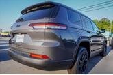 Thumbnail of 2025 Baltic Gray Metallic Clearcoat Jeep Grand Cherokee L