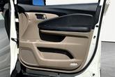 Thumbnail of 2017 White Diamond Pearl Honda Pilot