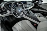 Thumbnail of 2015 Crystal White Pearl Metallic w/ BMW i Frozen Blue Accent BMW i8