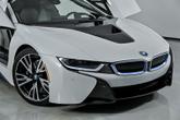 Thumbnail of 2015 Crystal White Pearl Metallic w/ BMW i Frozen Blue Accent BMW i8