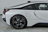 Thumbnail of 2015 Crystal White Pearl Metallic w/ BMW i Frozen Blue Accent BMW i8