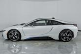 Thumbnail of 2015 Crystal White Pearl Metallic w/ BMW i Frozen Blue Accent BMW i8