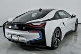 Thumbnail of 2015 Crystal White Pearl Metallic w/ BMW i Frozen Blue Accent BMW i8