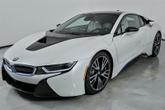 Thumbnail of 2015 Crystal White Pearl Metallic w/ BMW i Frozen Blue Accent BMW i8