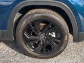 Thumbnail of 2022 Tourmaline Blue Metallic Volkswagen Atlas