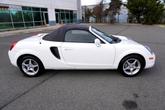 Thumbnail of 2002 White Toyota MR2