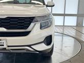 Thumbnail of 2023 Snow White Pearl Kia Seltos