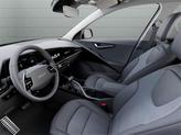 Thumbnail of 2025 Snow White Pearl Kia Niro