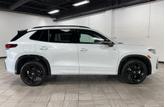 Thumbnail of 2025 Opal White Pearl Effect Volkswagen Tiguan