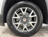 Thumbnail of 2023 Summit White GMC Acadia
