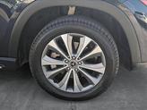 Thumbnail of 2020 Lunar Blue Metallic Mercedes-Benz GLE 350