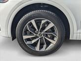 Thumbnail of 2022 White Audi Q5