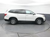 Thumbnail of 2022 Platinum White Pearl Honda Pilot