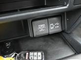Thumbnail of 2022 Platinum White Pearl Honda Pilot
