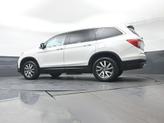 Thumbnail of 2022 Platinum White Pearl Honda Pilot