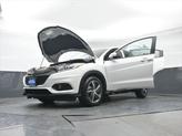 Thumbnail of 2022 Platinum White Pearl Honda HR-V