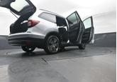 Thumbnail of 2022 Lunar Silver Metallic Honda Pilot