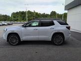 Thumbnail of 2026 Glacier White Tricoat GMC Terrain