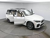 Thumbnail of 2019 Mineral White Metallic BMW X5