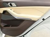 Thumbnail of 2019 Mineral White Metallic BMW X5
