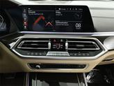 Thumbnail of 2019 Mineral White Metallic BMW X5