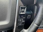 Thumbnail of 2017 Ingot Silver Lincoln Navigator