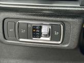 Thumbnail of 2022 Infinite Black Metallic Clearcoat Lincoln Corsair