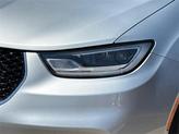 Thumbnail of 2023 Silver Mist Clearcoat Chrysler Pacifica