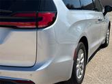 Thumbnail of 2023 Silver Mist Clearcoat Chrysler Pacifica