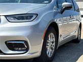 Thumbnail of 2023 Silver Mist Clearcoat Chrysler Pacifica