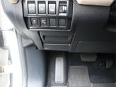Thumbnail of 2021 Crystal White Pearl Subaru Ascent