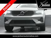 Thumbnail of 2025 Metallic Volvo XC40