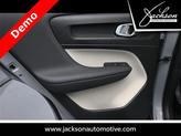 Thumbnail of 2025 Metallic Volvo XC40