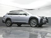 Thumbnail of 2024 Ice Silver Metallic Subaru Outback