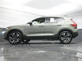 Thumbnail of 2023 Sage Green Metallic Volvo XC40