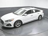 Thumbnail of 2019 Quartz White Hyundai SONATA