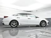Thumbnail of 2019 Quartz White Hyundai SONATA