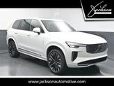 Photo of 2026 Crystal White Volvo XC90