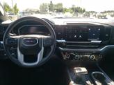 Thumbnail of 2022 Onyx Black GMC Sierra 1500