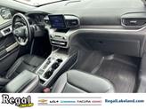 Thumbnail of 2020 Oxford White Ford Explorer