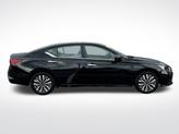 Thumbnail of 2023 Super Black Clearcoat Nissan Altima