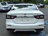 Thumbnail of 2023 Pearl White Tricoat Nissan Maxima