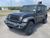 Photo of 2025 Black Clearcoat Jeep Wrangler