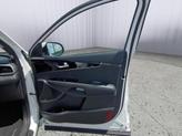 Thumbnail of 2020 Snow White Pearl Kia Sorento