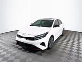 Thumbnail of 2022 Snow White Pearl Kia Forte