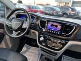 Thumbnail of 2017 Billet Silver Metallic Clearcoat Chrysler Pacifica
