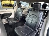 Thumbnail of 2017 Billet Silver Metallic Clearcoat Chrysler Pacifica