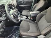 Thumbnail of 2019 Olive Green Pearlcoat Jeep Cherokee