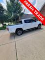 Photo of 2018 Super White Toyota Tacoma